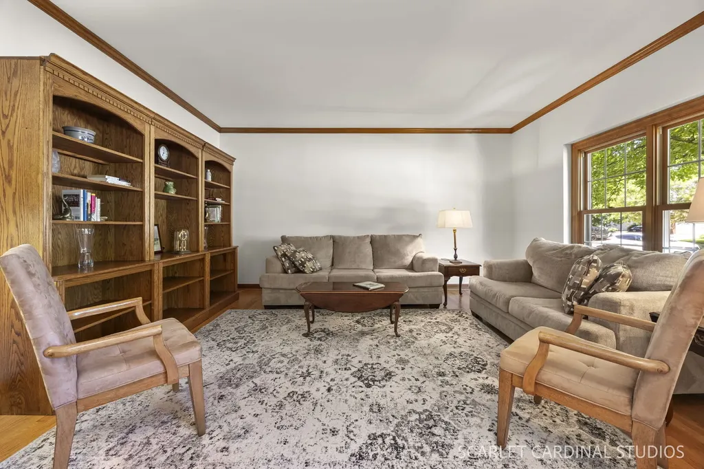 1012 Conan Doyle Road Naperville IL 60564
