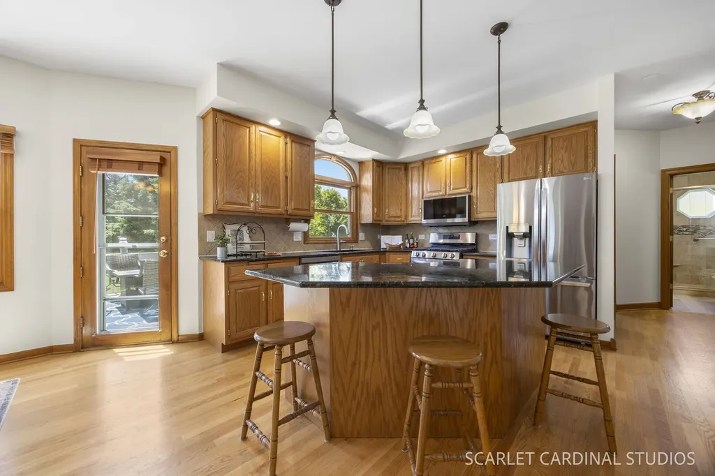1012 Conan Doyle Road Naperville IL 60564