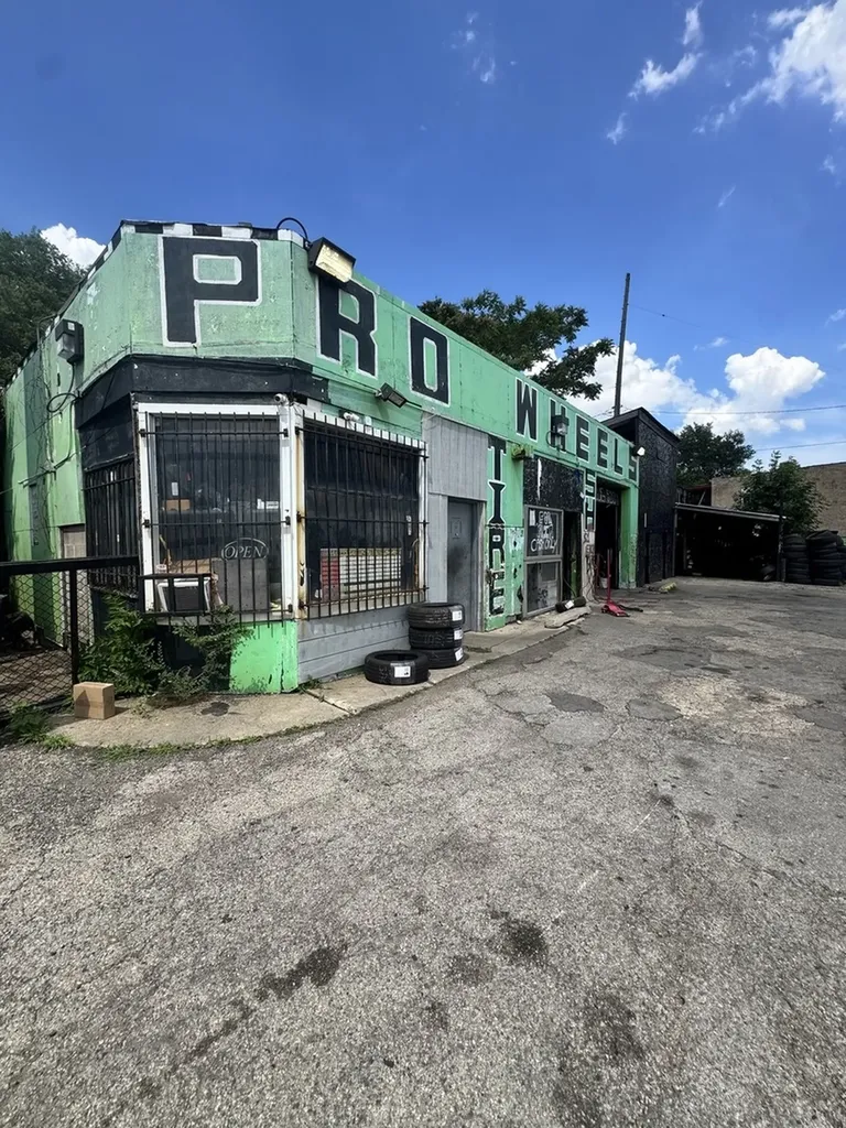 625 South Cicero Avenue Chicago IL 60644