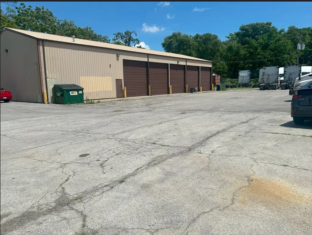 13747 Western Avenue Blue Island IL 60406