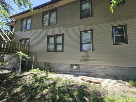630 Belle Court Phoenix IL 60426