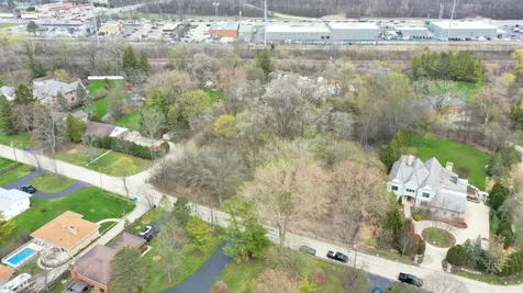 Highmoor Road Highland Park IL 60035
