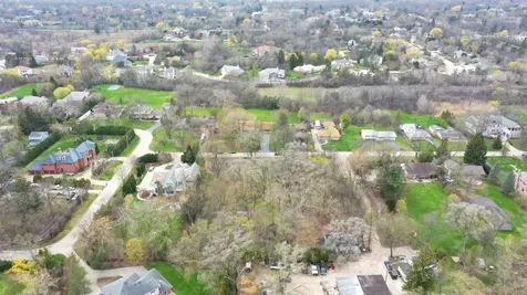 Highmoor Road Highland Park IL 60035