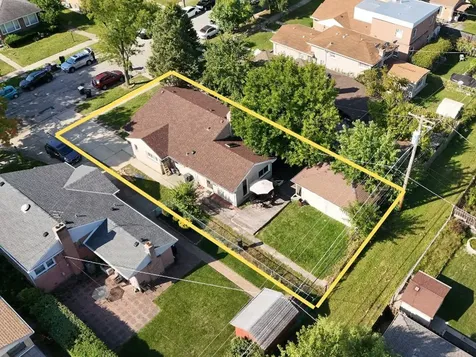 3814 West Sherwin Avenue Lincolnwood IL 60712