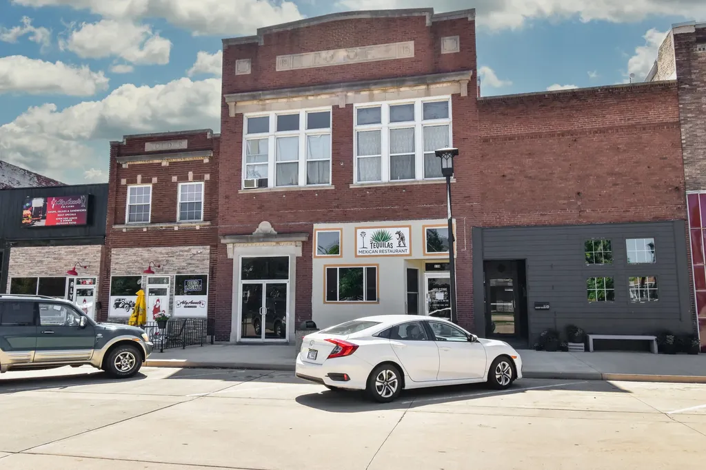 118 East Main Street Dwight IL 60420