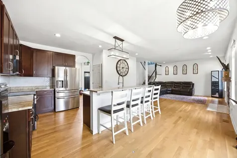9 Tenneyson Court Lake In The Hills IL 60156