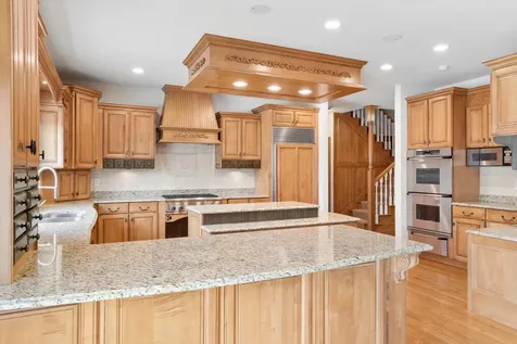 9 Squire Lane St. Charles IL 60174