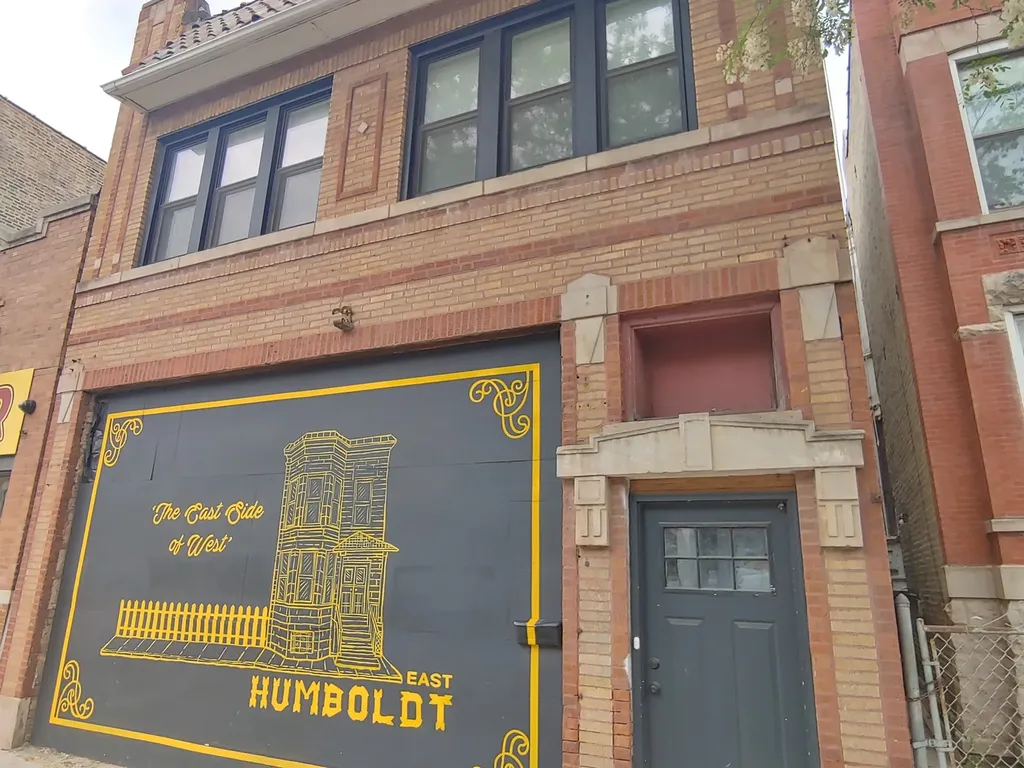 1004 North California Avenue Chicago IL 60622