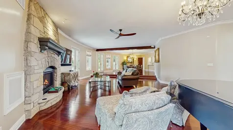 570 Hathaway Circle Lake Forest IL 60045