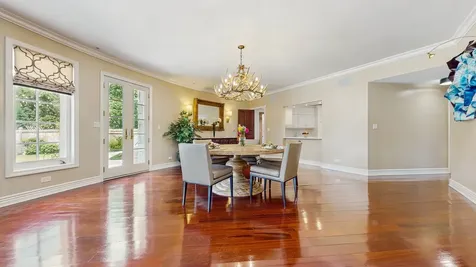 570 Hathaway Circle Lake Forest IL 60045