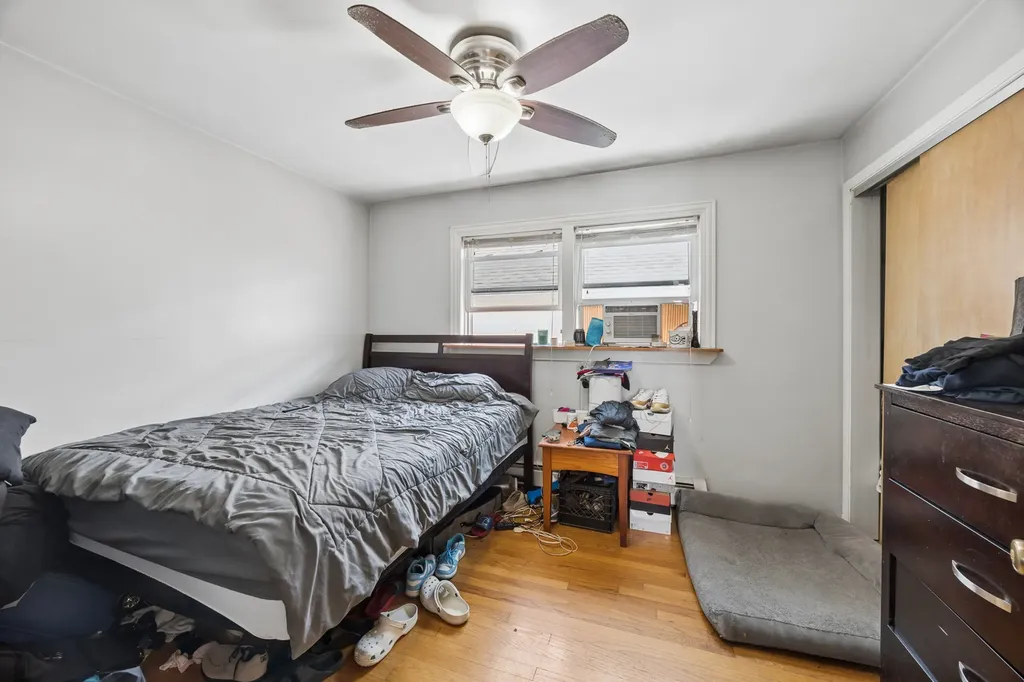 2209 North Long Avenue Chicago IL 60639