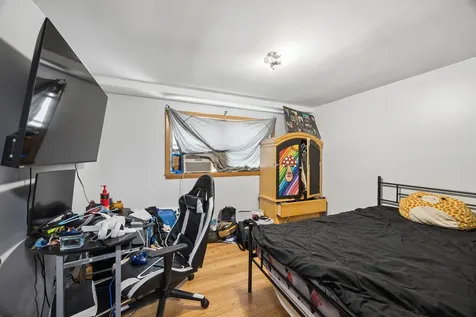 2209 North Long Avenue Chicago IL 60639