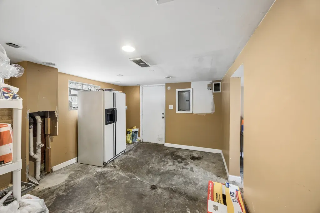 10745 South Church Street Chicago IL 60643
