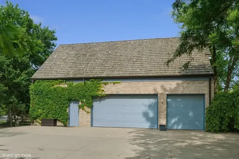 14080 West Old School Road Mettawa IL 60048