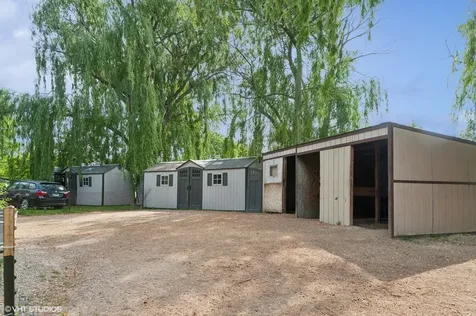 14080 West Old School Road Mettawa IL 60048