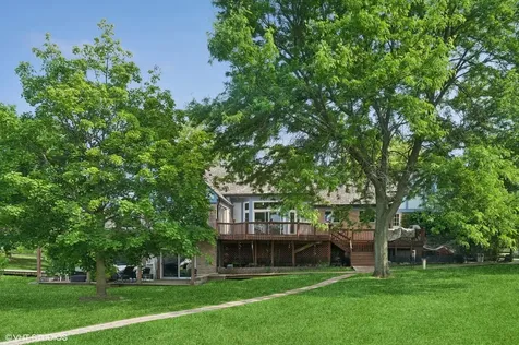 14080 West Old School Road Mettawa IL 60048