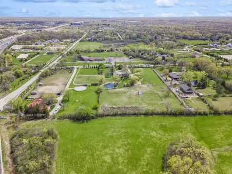 14080 West Old School Road Mettawa IL 60048