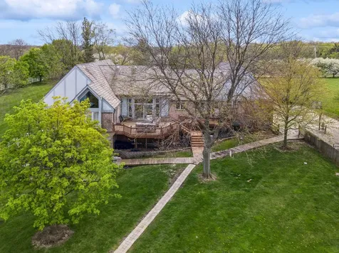 14080 West Old School Road Mettawa IL 60048