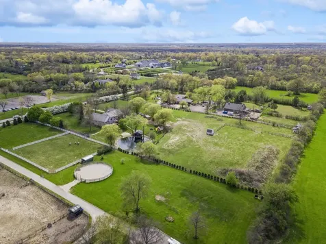 14080 West Old School Road Mettawa IL 60048