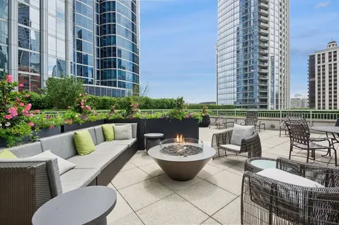 1201 South Prairie Avenue Chicago IL 60605
