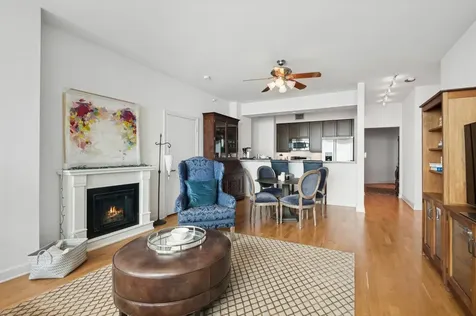 1201 South Prairie Avenue Chicago IL 60605