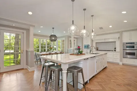 285 West Westminster Avenue Lake Forest IL 60045