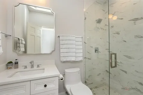 285 West Westminster Avenue Lake Forest IL 60045