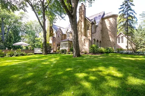 285 West Westminster Avenue Lake Forest IL 60045