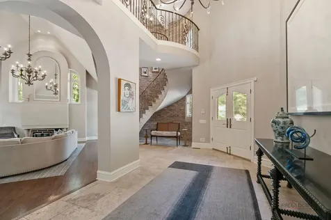285 West Westminster Avenue Lake Forest IL 60045