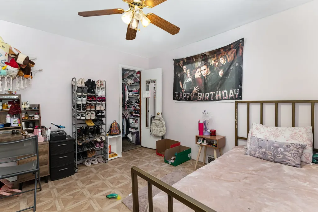 8100 South Kildare Avenue Chicago IL 60652