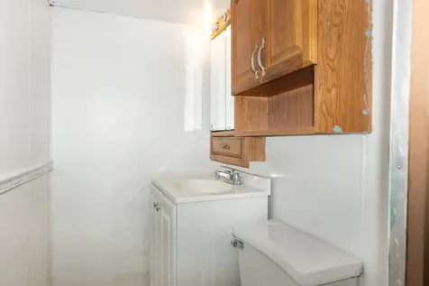 8100 South Kildare Avenue Chicago IL 60652