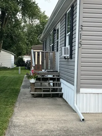 315 Avenue F Avenue Bloomington IL 61704