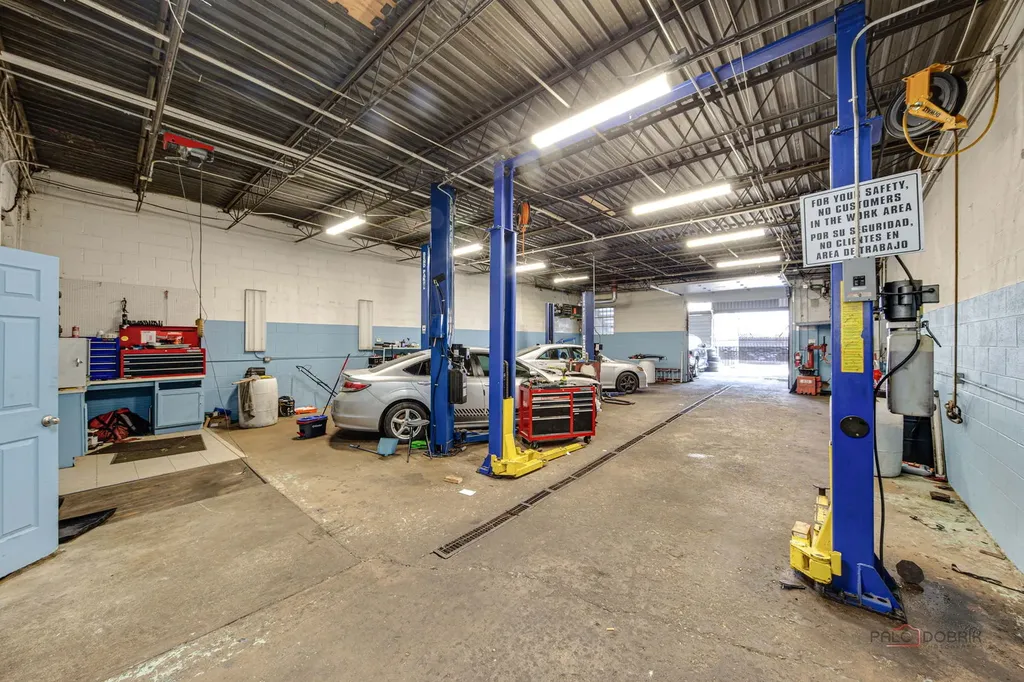 3445 North Pulaski Road Chicago IL 60641