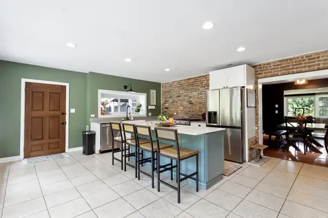 483 East Crystal Lake Avenue Crystal Lake IL 60014