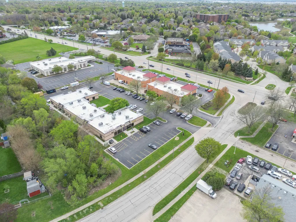 490 West Lake Street Roselle IL 60172