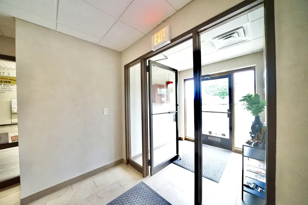 490 West Lake Street Roselle IL 60172