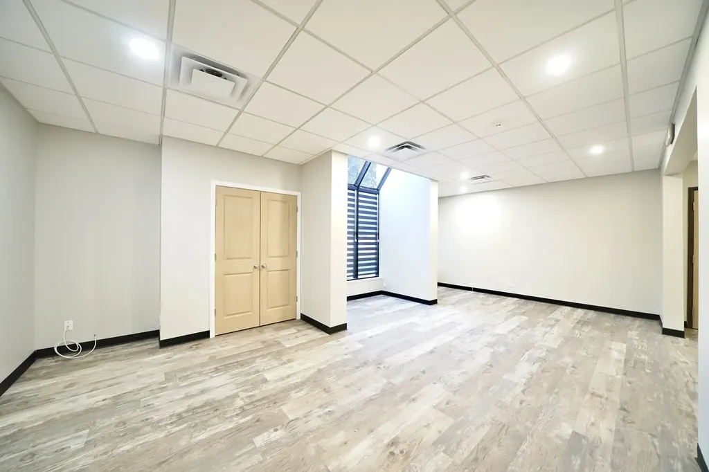 490 West Lake Street Roselle IL 60172
