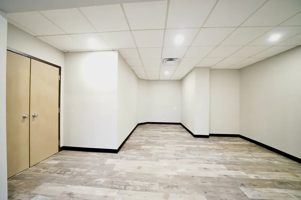 490 West Lake Street Roselle IL 60172