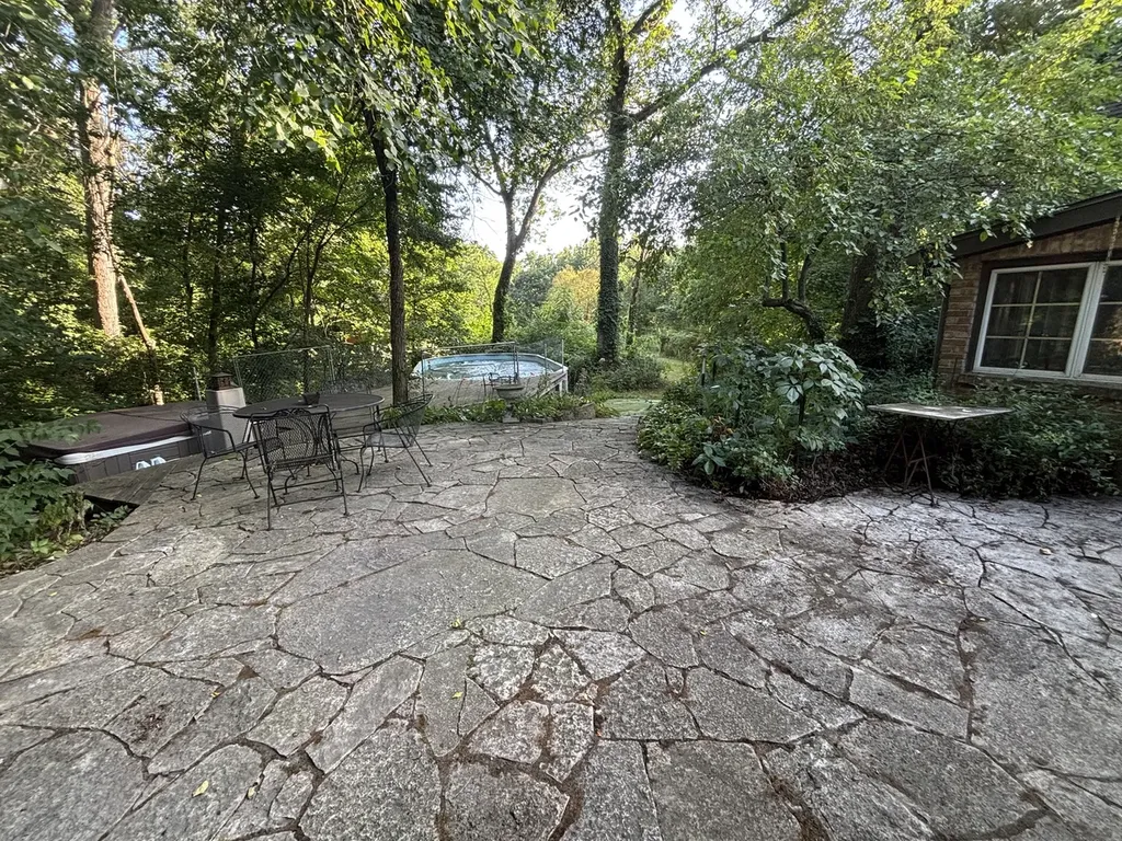 29W101 Morris Court Warrenville IL 60555