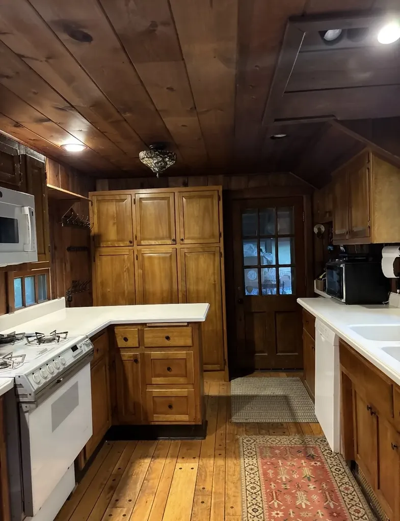 29W101 Morris Court Warrenville IL 60555