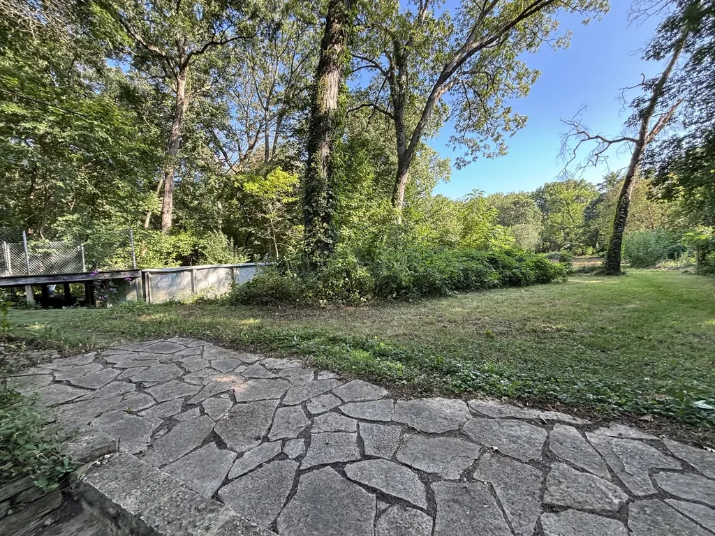 29W101 Morris Court Warrenville IL 60555