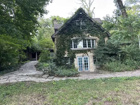 29W101 Morris Court Warrenville IL 60555