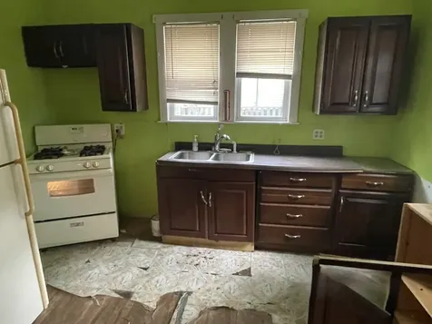 5252 West Ferdinand Street Chicago IL 60644