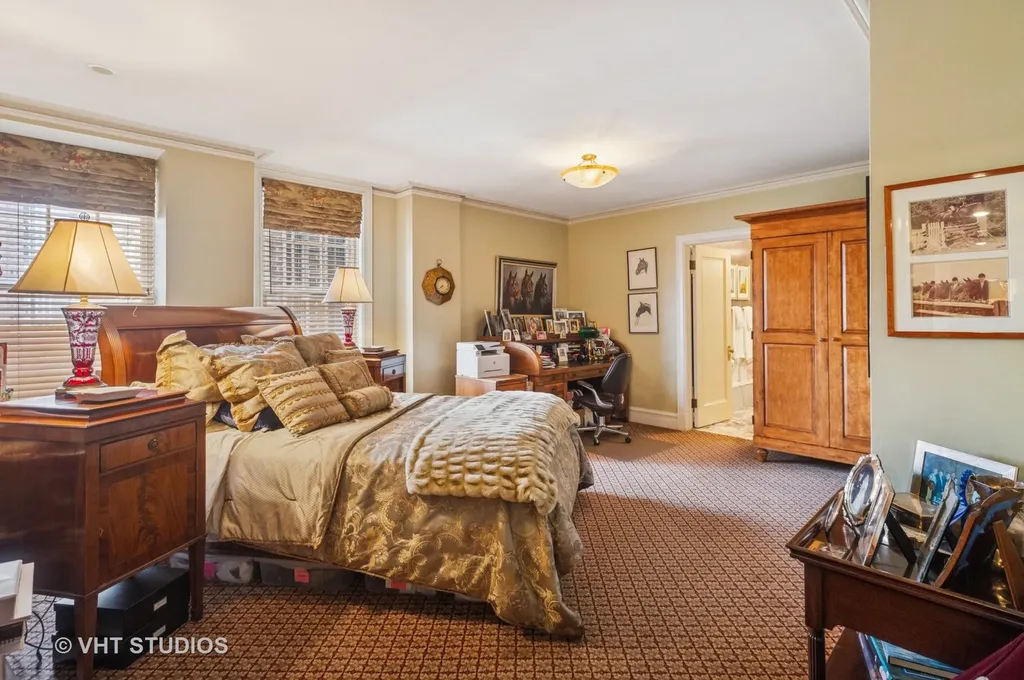 20 East Cedar Street Chicago IL 60610