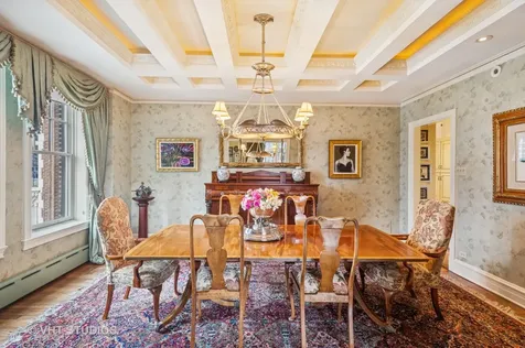 20 East Cedar Street Chicago IL 60610
