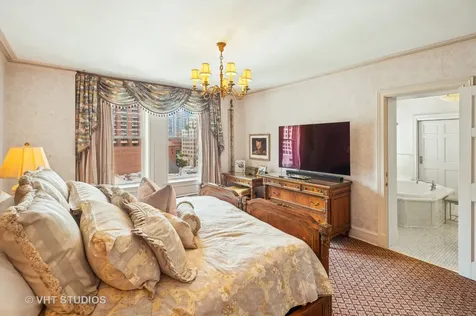 20 East Cedar Street Chicago IL 60610
