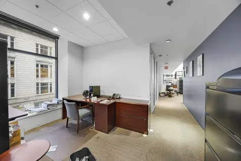 6 East Monroe Street Chicago IL 60603