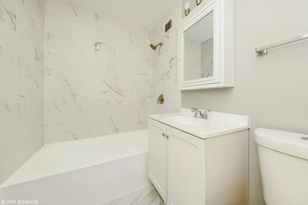 601 East 32nd Street Chicago IL 60616