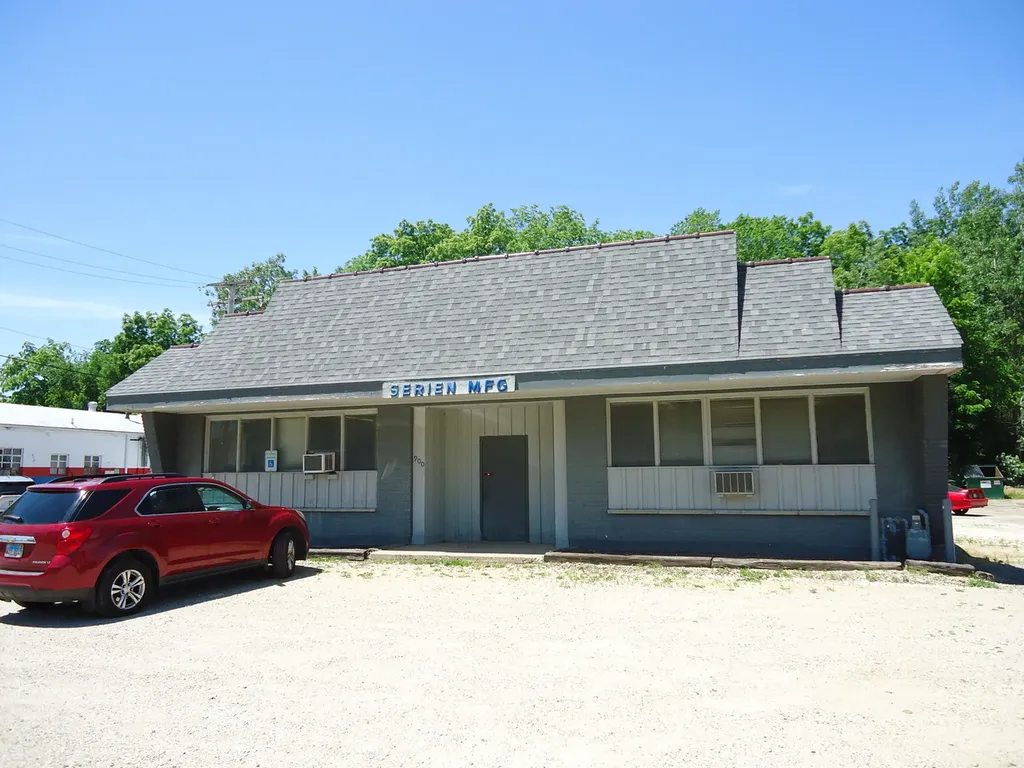 900 South Eastwood Drive Woodstock IL 60098