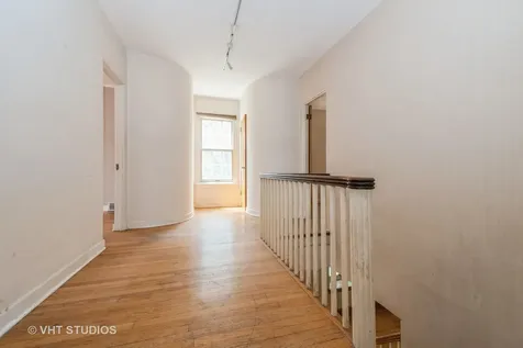10057 South Bell Avenue Chicago IL 60643